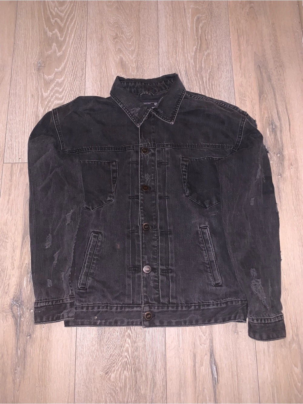 Kith Hawkins Distressed Washed Denim Jacket Black Size: X-Small
